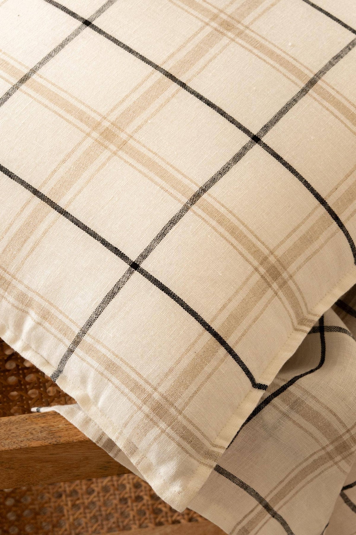 Linen Prudence Cushion Cover