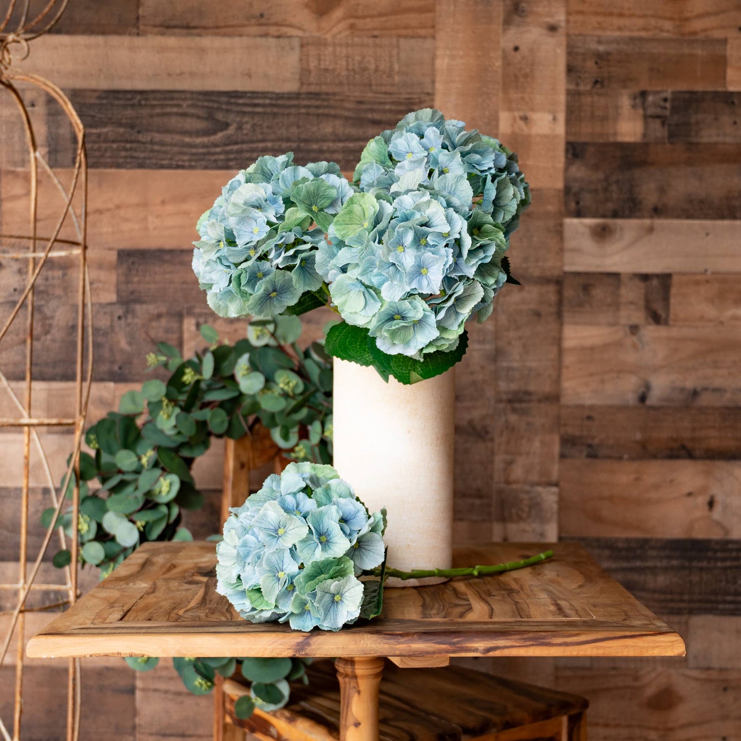 Real Touch Hydrangea - 20 Inch - Green Mist
