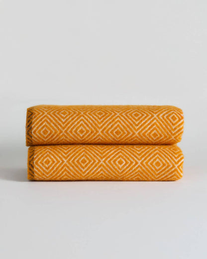 Wool throw blanket VENEZIA Yellow