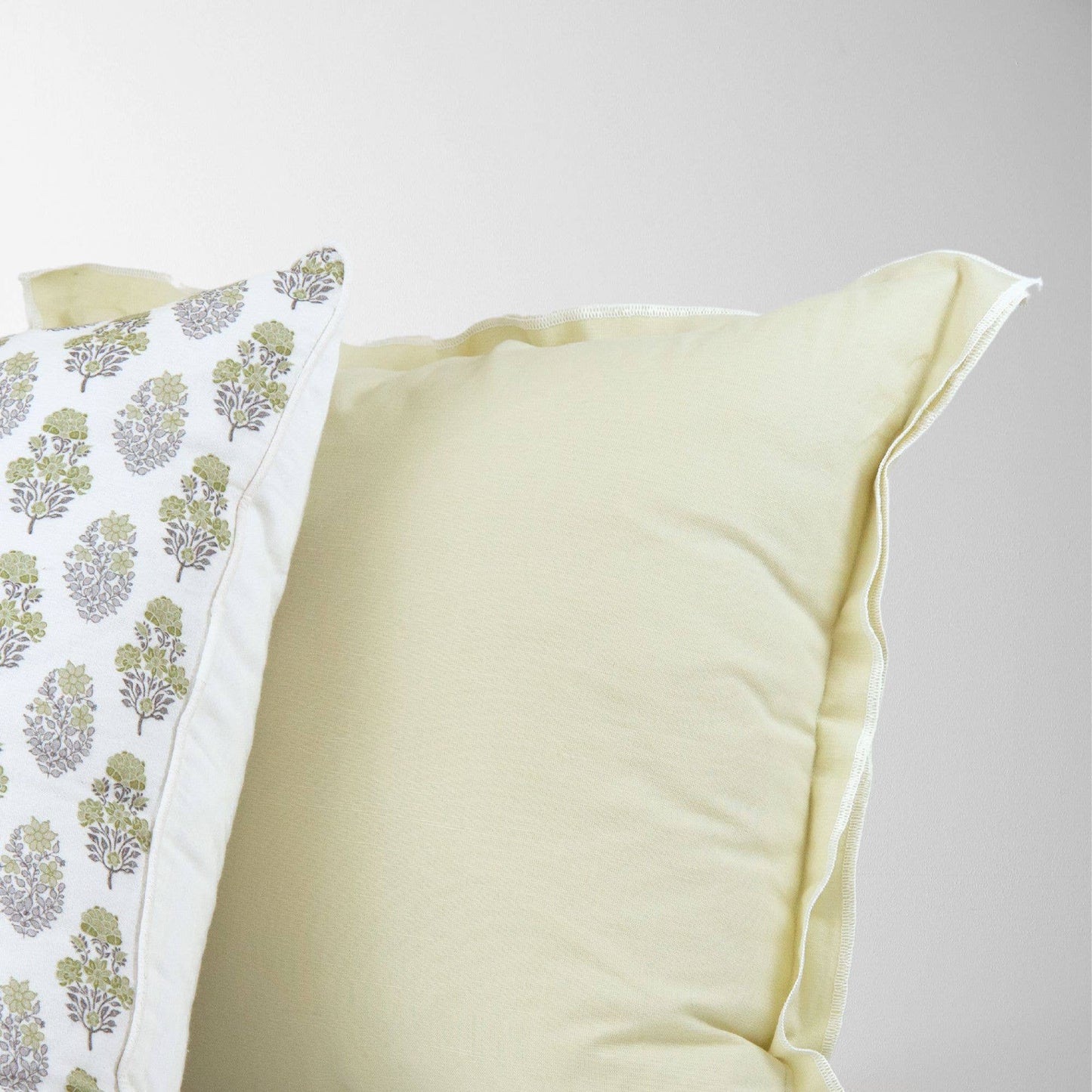 Leah Linen Pillow Cover – Soft, Breathable, Home Decor