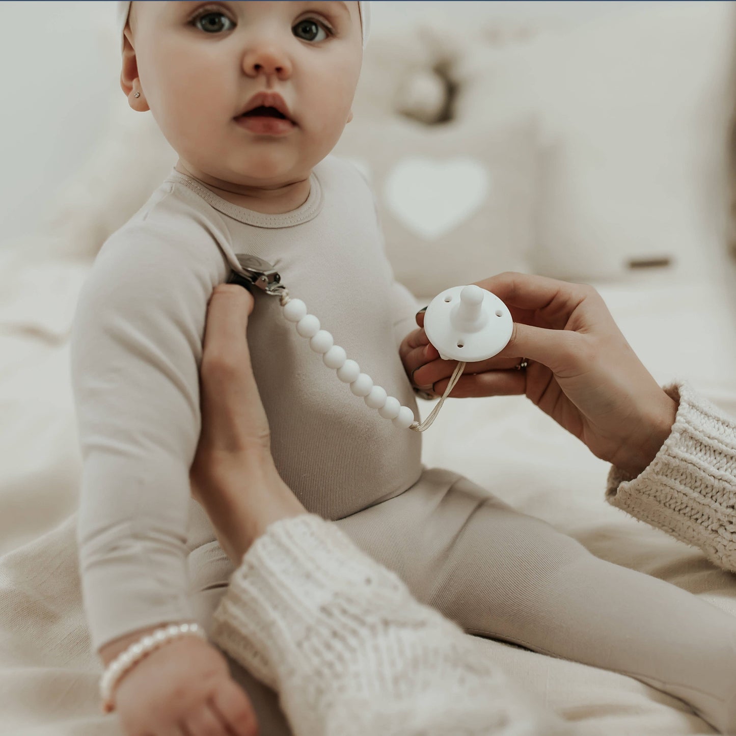 Lulababe Pacifier Clip: Mocha