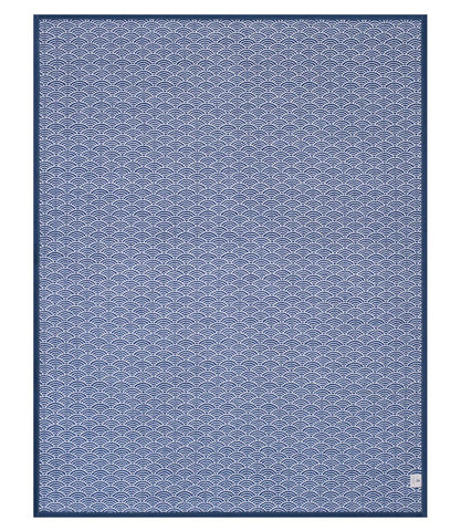 Brewster Scallops Blanket