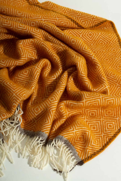 Wool throw blanket VENEZIA Yellow